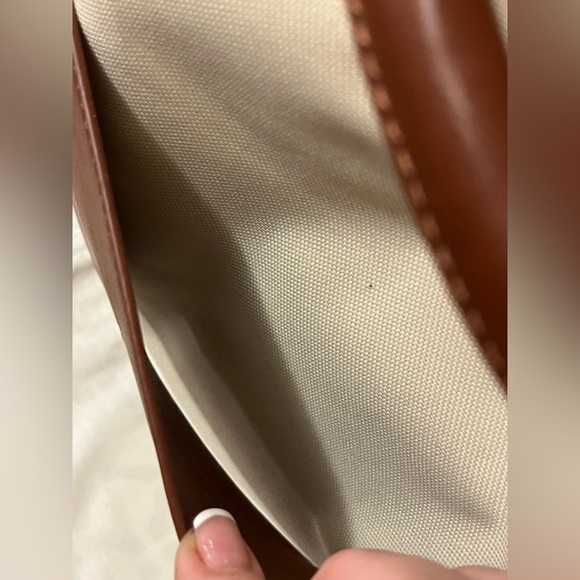 NWOT Badgley Mischka Barbara Tote Weekender Travel Bag White Canvas/Tan Leather - Picture 13 of 14